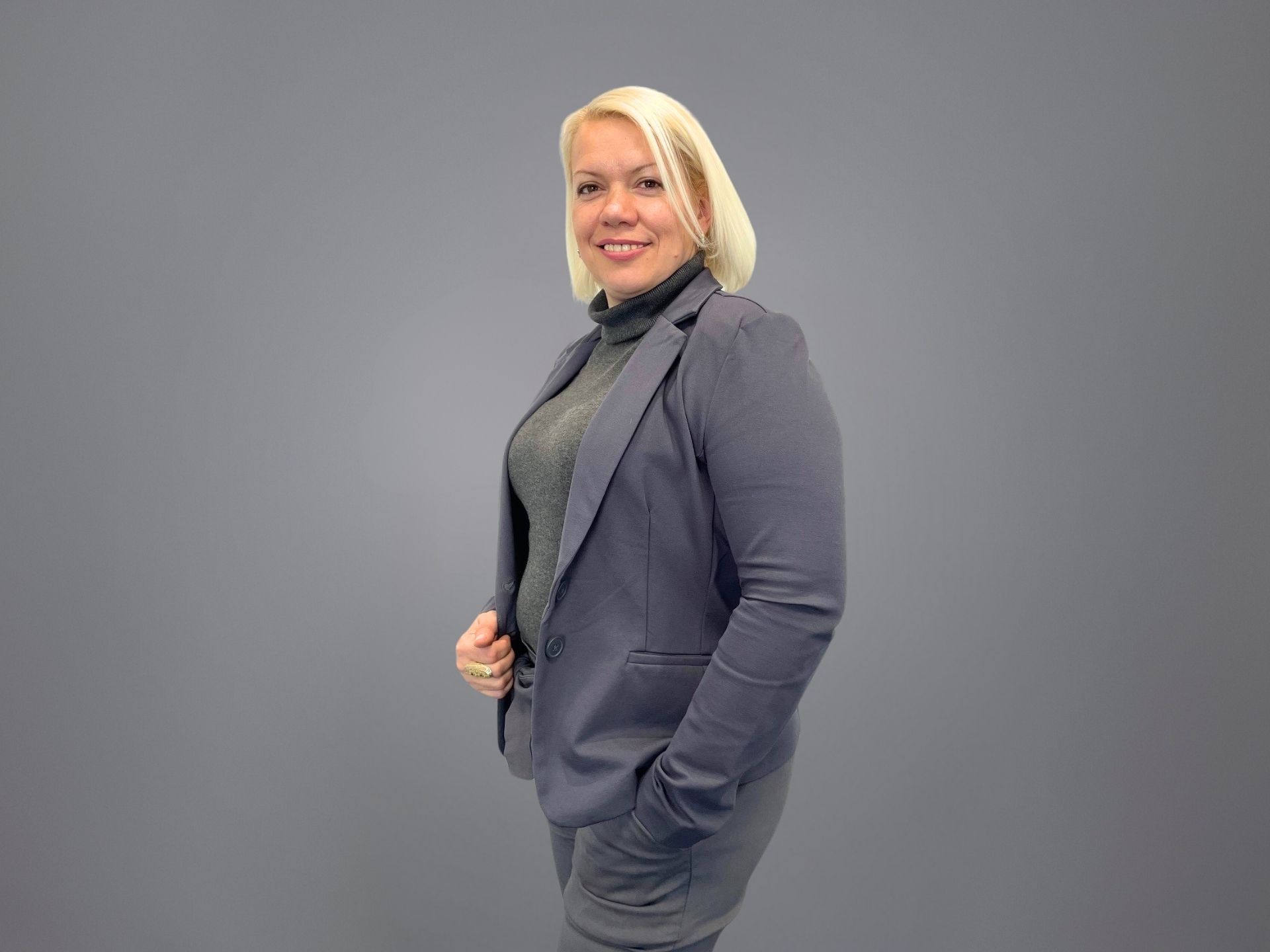 KMCG International executive search